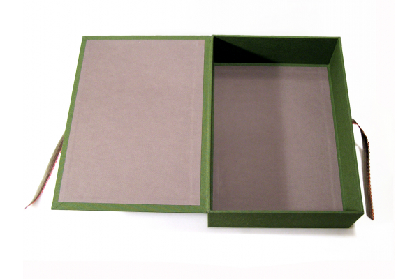Capivara Box Open